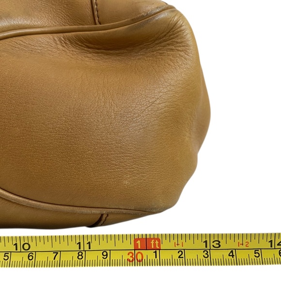 Gucci w/ COA Horsebit Chain Leather Shoulder Bag - Camel Tan - Authentic Satchel - Picture 14 of 16